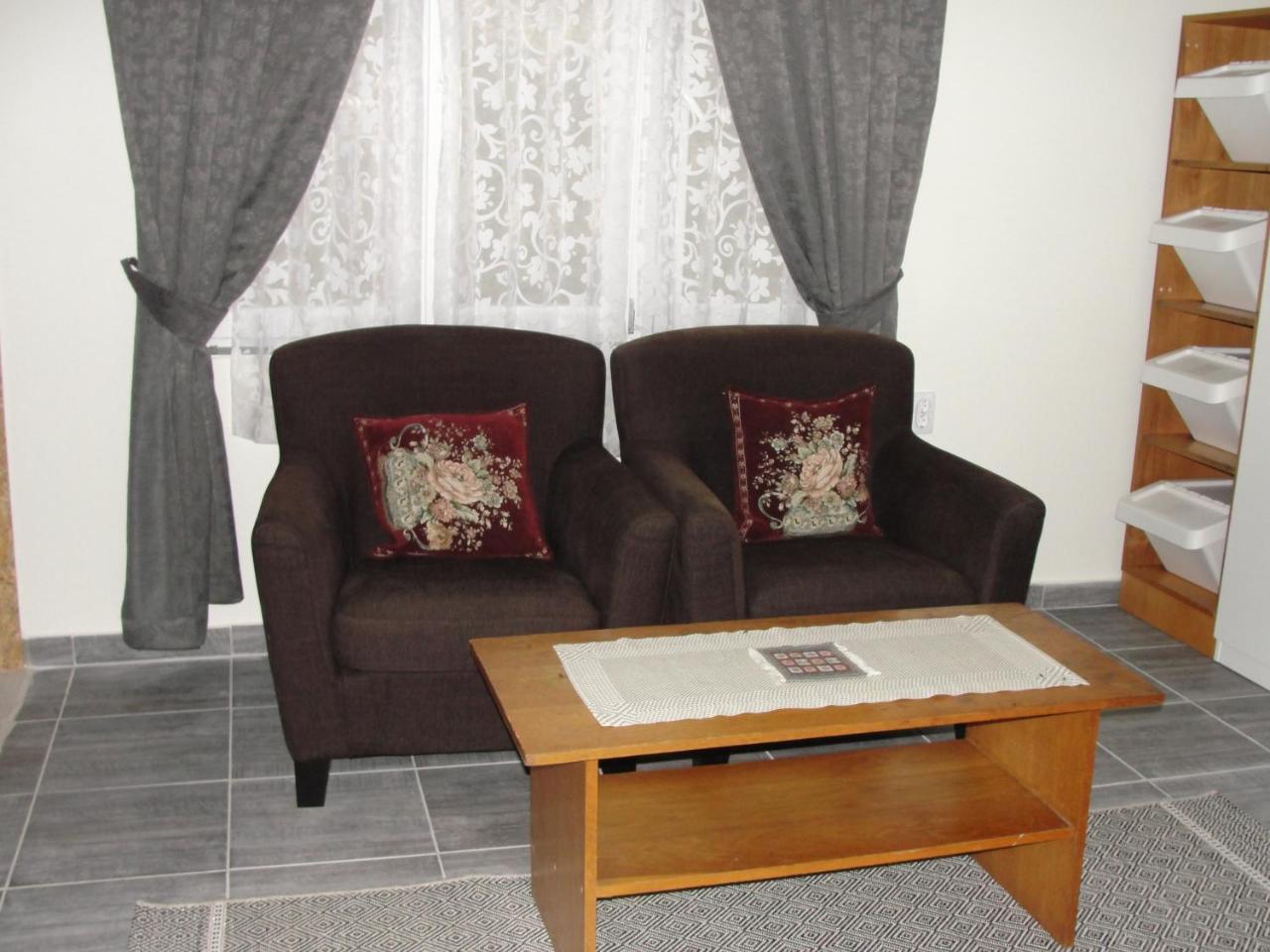 Hotel Coffeecamp-Kovilj Zewnętrze zdjęcie